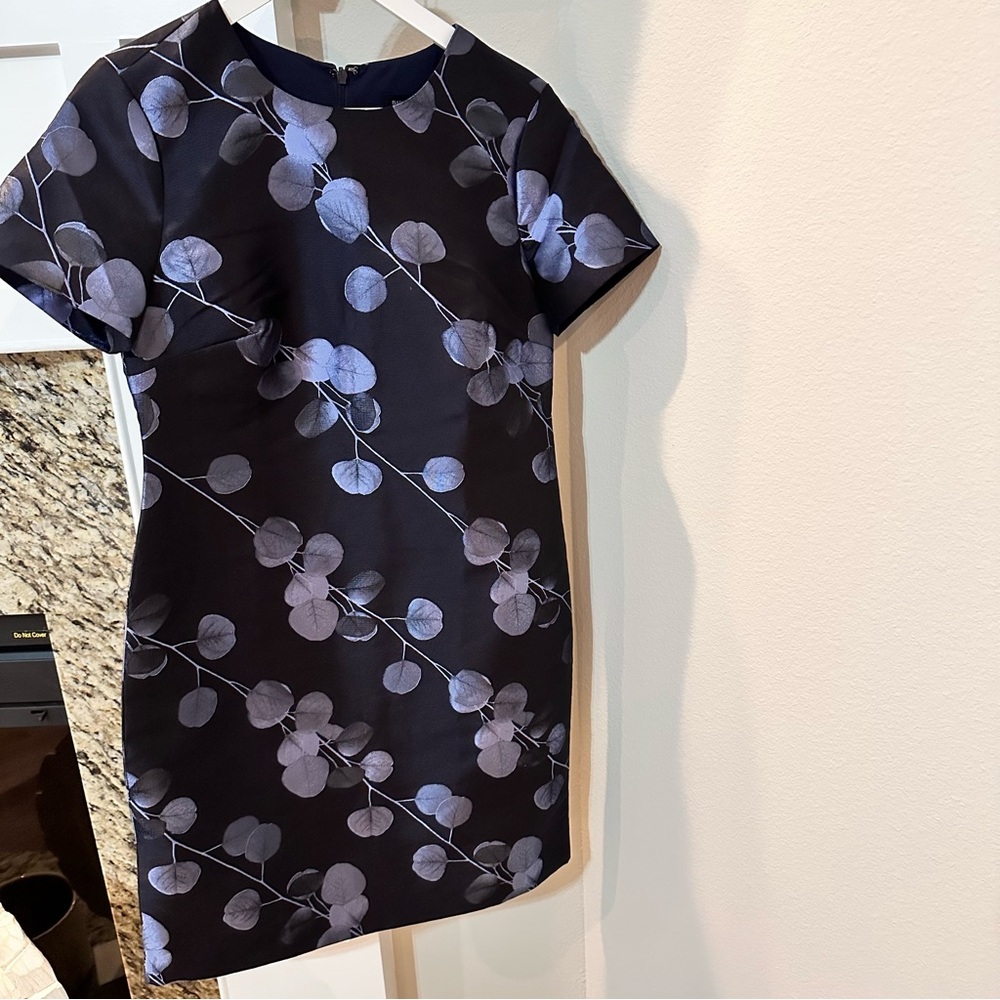 NWT! BANANA REPUBLIC FLORAL SHIFT DRESS